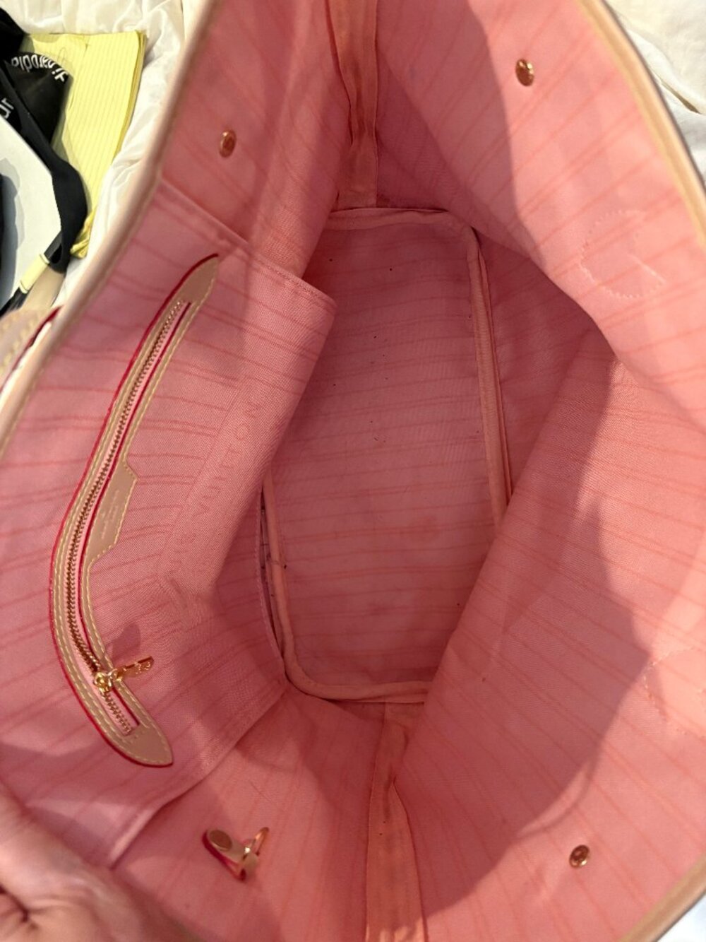 LV Neverfull - Picture 4 of 4